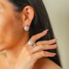 Anello con perla e diamanti modello HOSEKI