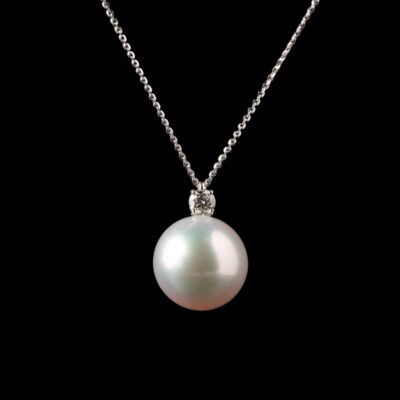 Collana con perla e diamante modello LUNA