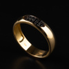 Anello con diamanti neri modello HIKARI